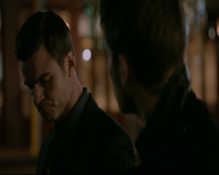 vampirediariesworld-dot-nl_TheOriginals5x13WhenTheSaintsGoMarchingIn02250.jpg