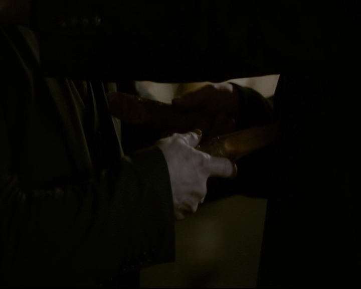 vampirediariesworld-dot-nl_TheOriginals5x13WhenTheSaintsGoMarchingIn02325.jpg