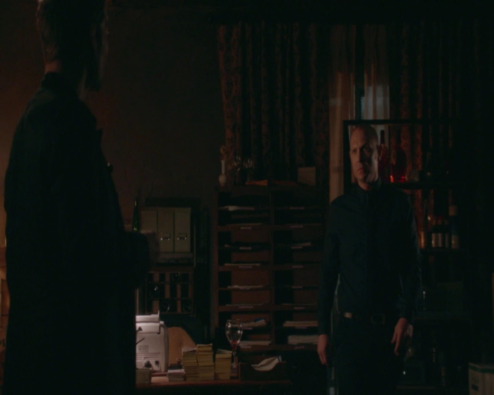 vampirediariesworld-dot-nl_TheOriginals5x01WhereYouLeftYourHeart-deletedscene00016.jpg