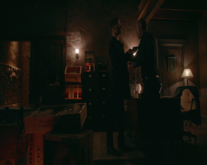 vampirediariesworld-dot-nl_TheOriginals5x01WhereYouLeftYourHeart-deletedscene00022.jpg