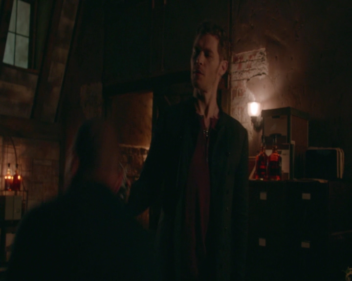 vampirediariesworld-dot-nl_TheOriginals5x01WhereYouLeftYourHeart-deletedscene00025.jpg