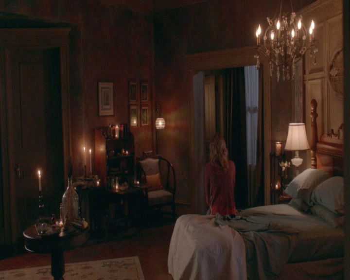 vampirediariesworld-dot-nl_TheOriginals5x02OneWrongTurnOnBourbon-deletedscene00001.jpg