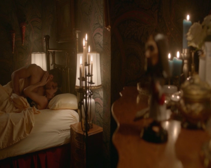 vampirediariesworld-dot-nl_TheOriginals5x03NeMeQuittePas-deletedscene00005.jpg