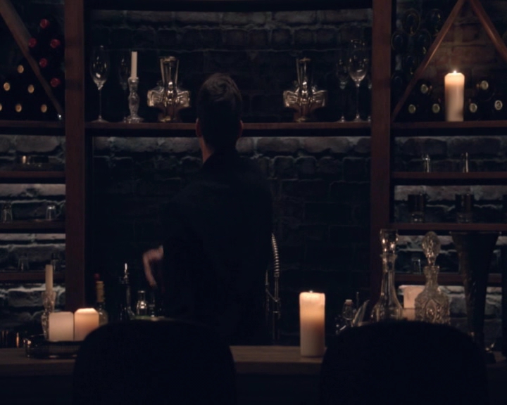 vampirediariesworld-dot-nl_TheOriginals5x08TheKindnessOfStrangers-deletedscene00035.jpg