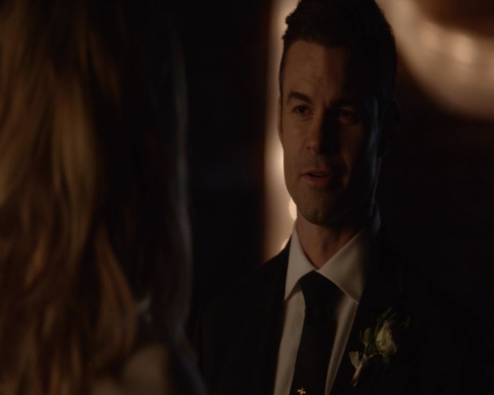 vampirediariesworld-dot-nl_TheOriginals5x11TilTheDayIDie-deletedscene00042.jpg