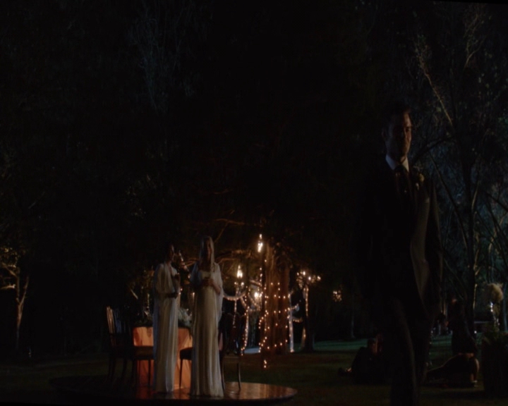 vampirediariesworld-dot-nl_TheOriginals5x11TilTheDayIDie-deletedscene00057.jpg