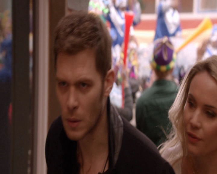 vampirediariesworld-dot-nl_TheOriginals5x13WhenTheSaintsGoMarchingIn-deletedscene00097.jpg