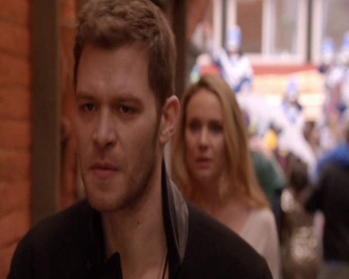 vampirediariesworld-dot-nl_TheOriginals5x13WhenTheSaintsGoMarchingIn-deletedscene00100.jpg