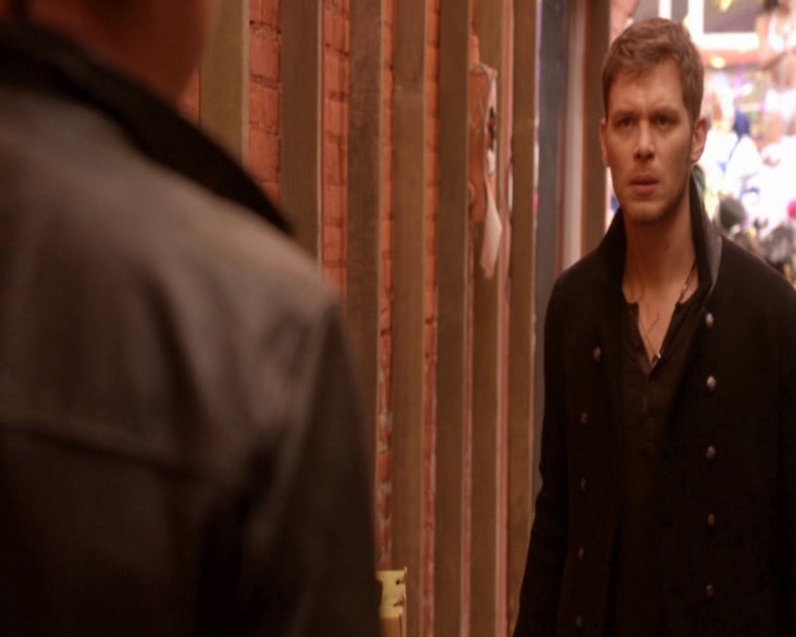 vampirediariesworld-dot-nl_TheOriginals5x13WhenTheSaintsGoMarchingIn-deletedscene00107.jpg