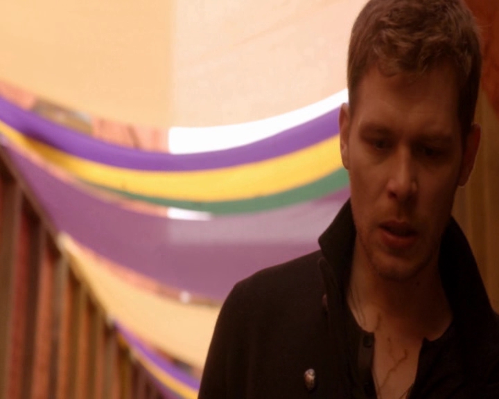 vampirediariesworld-dot-nl_TheOriginals5x13WhenTheSaintsGoMarchingIn-deletedscene00130.jpg