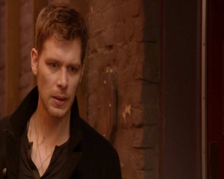 vampirediariesworld-dot-nl_TheOriginals5x13WhenTheSaintsGoMarchingIn-deletedscene00149.jpg