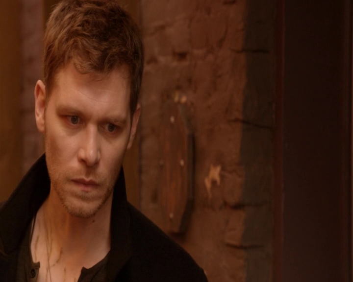 vampirediariesworld-dot-nl_TheOriginals5x13WhenTheSaintsGoMarchingIn-deletedscene00152.jpg