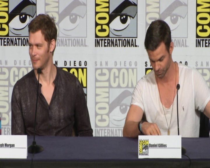 vampirediariesworld-dot-nl_TheOriginals-2017Comic-ConPanel00343.jpg