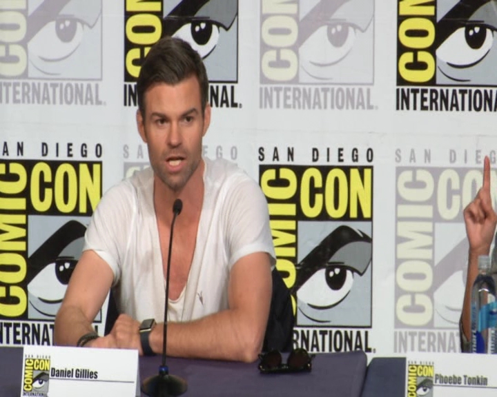 vampirediariesworld-dot-nl_TheOriginals-2017Comic-ConPanel00524.jpg