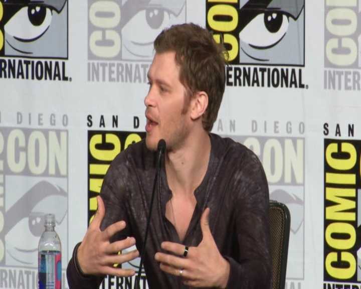 vampirediariesworld-dot-nl_TheOriginals-2017Comic-ConPanel00629.jpg