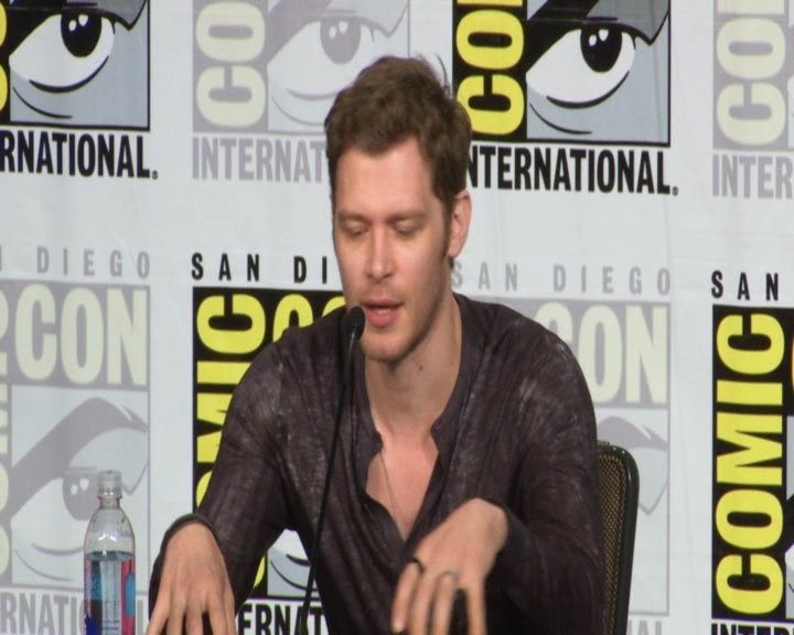 vampirediariesworld-dot-nl_TheOriginals-2017Comic-ConPanel00632.jpg