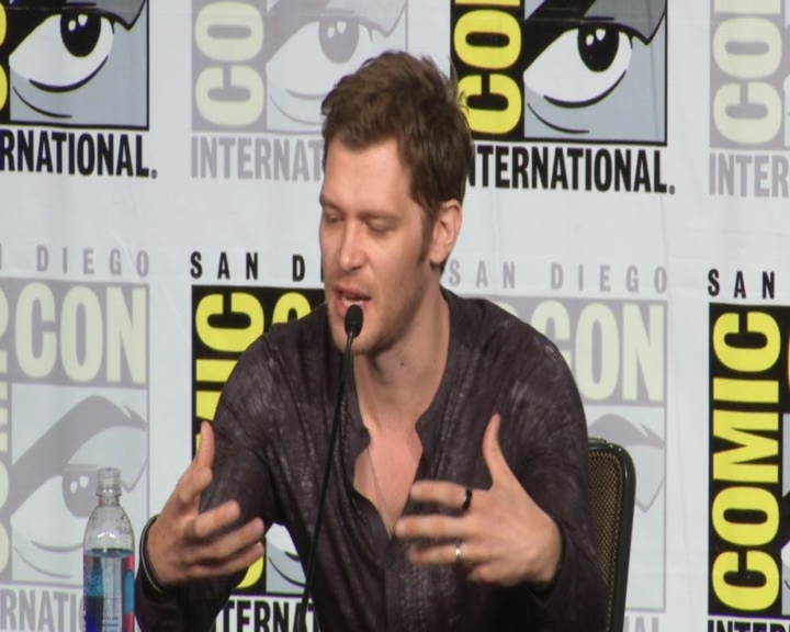 vampirediariesworld-dot-nl_TheOriginals-2017Comic-ConPanel00637.jpg