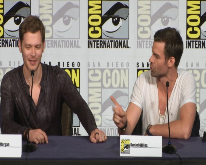 vampirediariesworld-dot-nl_TheOriginals-2017Comic-ConPanel00768.jpg