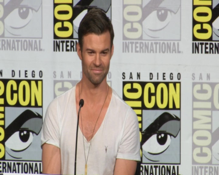 vampirediariesworld-dot-nl_TheOriginals-2017Comic-ConPanel00964.jpg