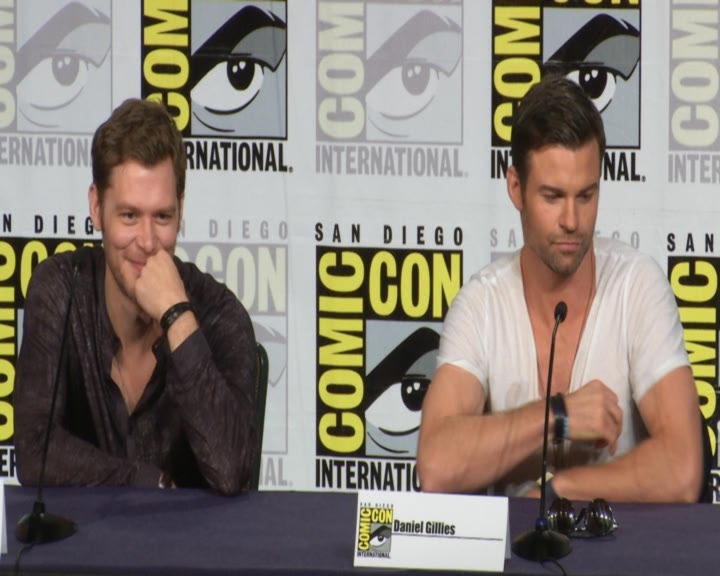 vampirediariesworld-dot-nl_TheOriginals-2017Comic-ConPanel01018.jpg