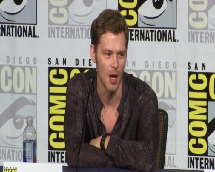 vampirediariesworld-dot-nl_TheOriginals-2017Comic-ConPanel01025.jpg