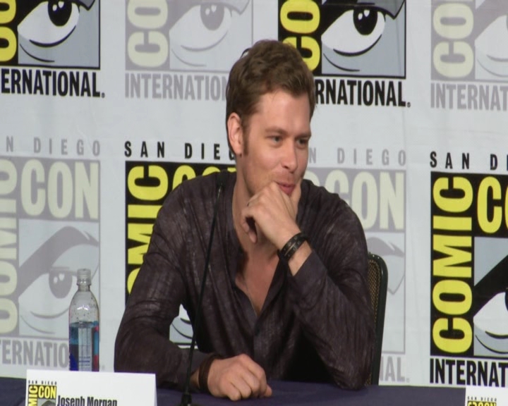 vampirediariesworld-dot-nl_TheOriginals-2017Comic-ConPanel01030.jpg