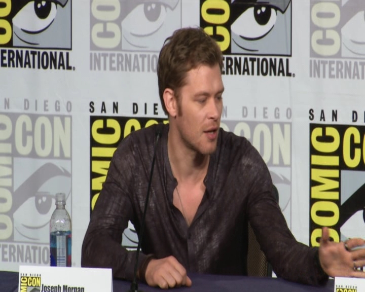 vampirediariesworld-dot-nl_TheOriginals-2017Comic-ConPanel01038.jpg