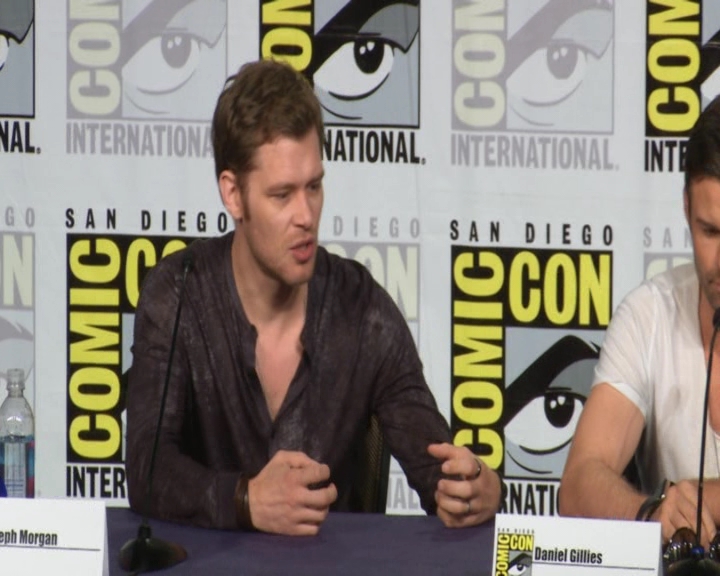 vampirediariesworld-dot-nl_TheOriginals-2017Comic-ConPanel01041.jpg