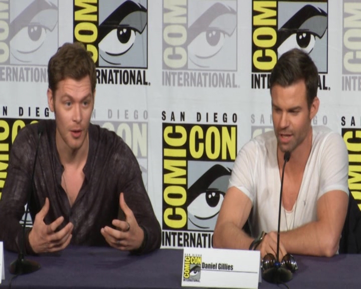 vampirediariesworld-dot-nl_TheOriginals-2017Comic-ConPanel01044.jpg