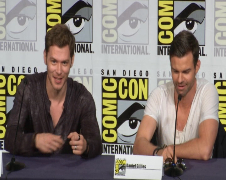 vampirediariesworld-dot-nl_TheOriginals-2017Comic-ConPanel01046.jpg