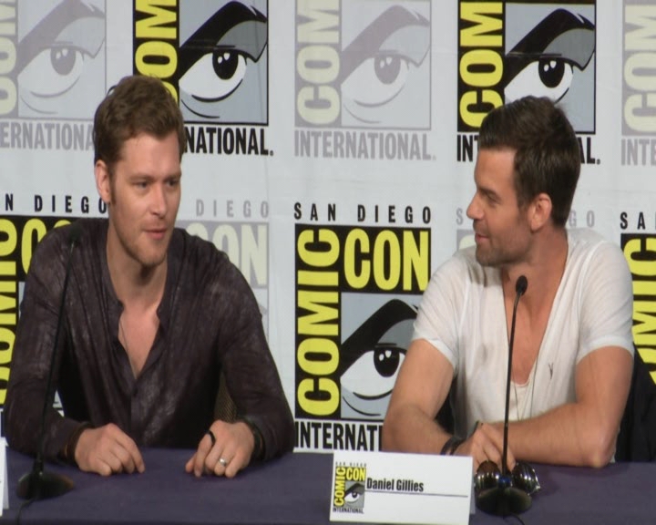 vampirediariesworld-dot-nl_TheOriginals-2017Comic-ConPanel01049.jpg