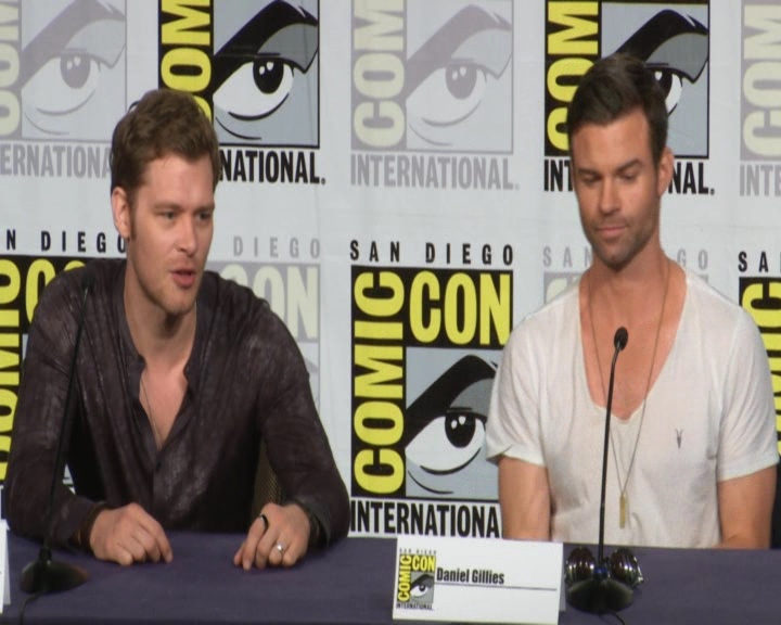 vampirediariesworld-dot-nl_TheOriginals-2017Comic-ConPanel01053.jpg