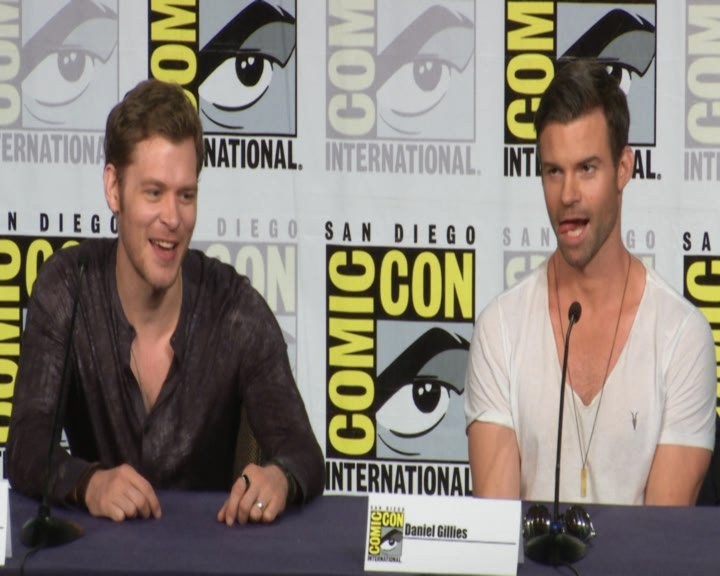 vampirediariesworld-dot-nl_TheOriginals-2017Comic-ConPanel01058.jpg