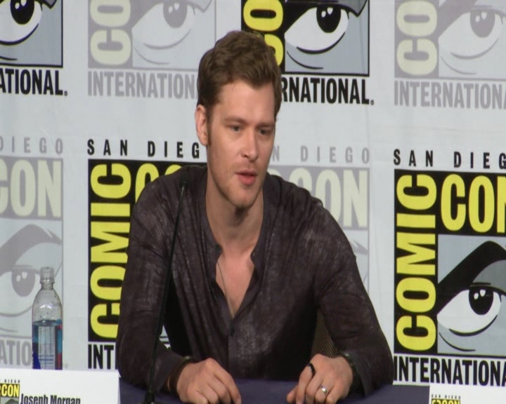 vampirediariesworld-dot-nl_TheOriginals-2017Comic-ConPanel01068.jpg