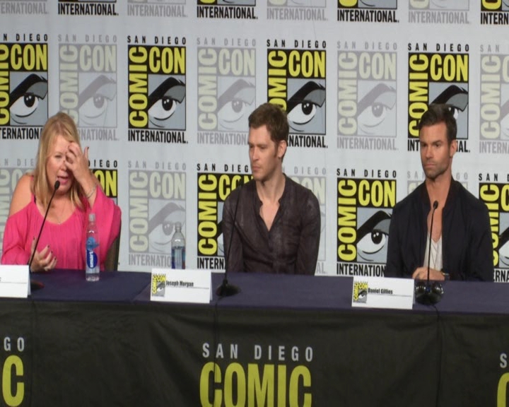 vampirediariesworld-dot-nl_TheOriginals-2017Comic-ConPanel01140.jpg