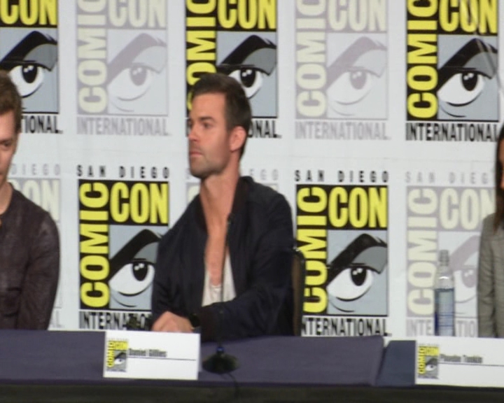 vampirediariesworld-dot-nl_TheOriginals-2017Comic-ConPanel01253.jpg