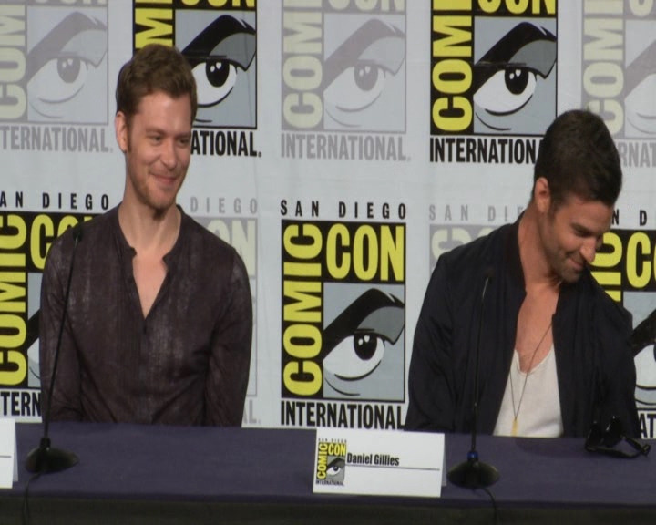 vampirediariesworld-dot-nl_TheOriginals-2017Comic-ConPanel01346.jpg