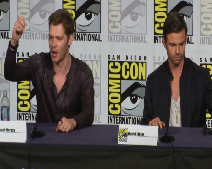 vampirediariesworld-dot-nl_TheOriginals-2017Comic-ConPanel01442.jpg