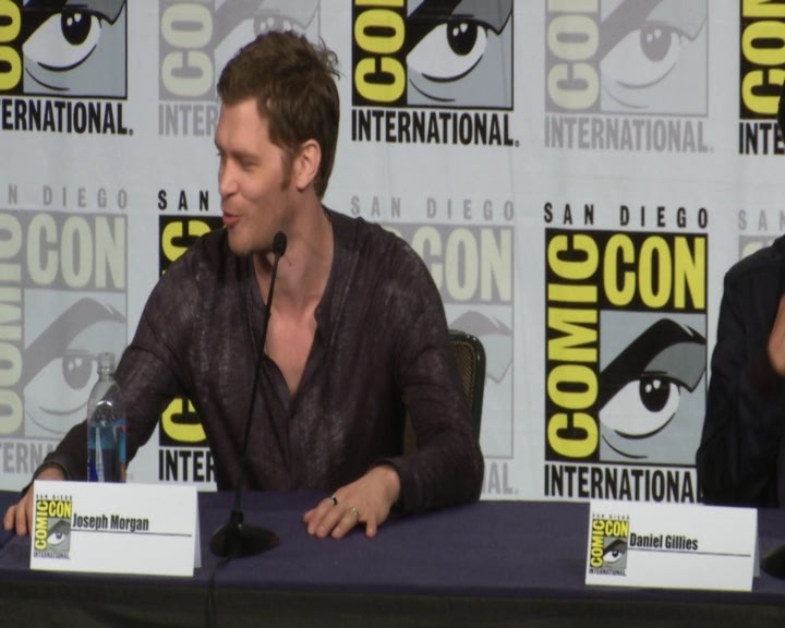 vampirediariesworld-dot-nl_TheOriginals-2017Comic-ConPanel01447.jpg