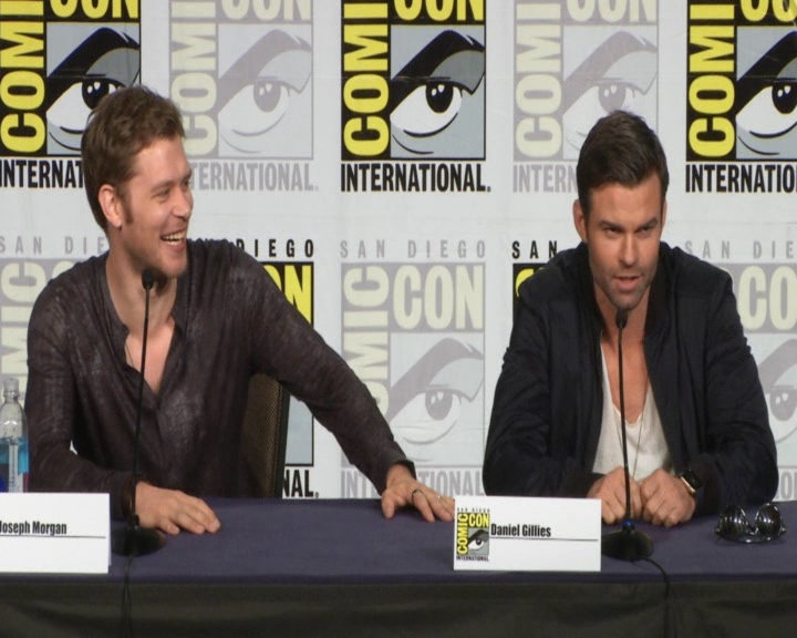 vampirediariesworld-dot-nl_TheOriginals-2017Comic-ConPanel01552.jpg