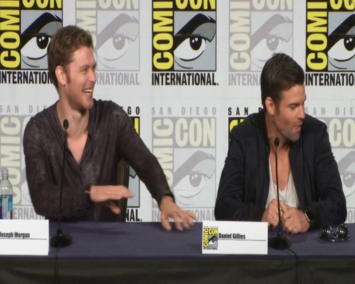 vampirediariesworld-dot-nl_TheOriginals-2017Comic-ConPanel01553.jpg