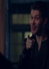 vampirediariesworld-dot-nl_TheOriginalsS5Bloopers00264.jpg