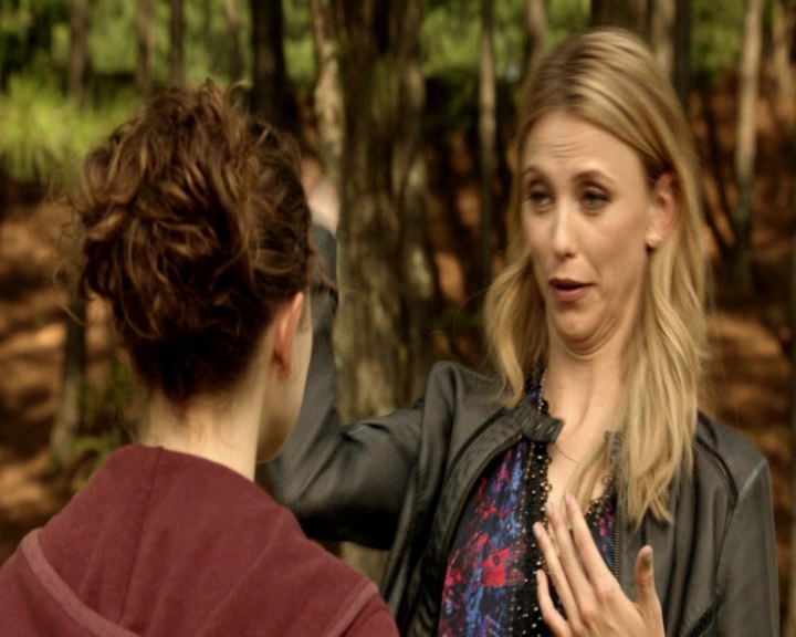 vampirediariesworld-dot-nl_TheOriginalsS5Bloopers00058.jpg