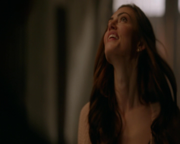 vampirediariesworld-dot-nl_TheOriginalsS5Bloopers00106.jpg