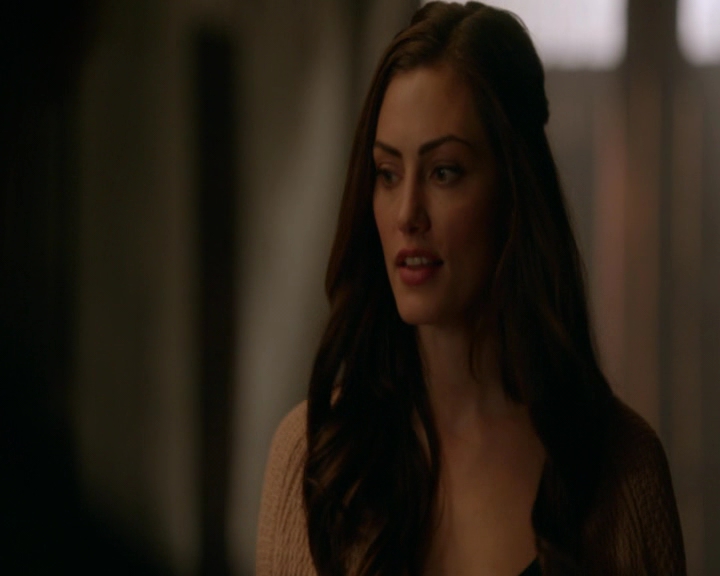 vampirediariesworld-dot-nl_TheOriginalsS5Bloopers00108.jpg