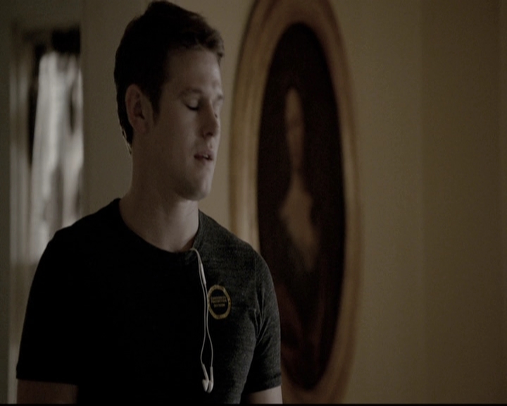 VampireDiariesWorld-dot-nl_6x01IllRemember0265.jpg