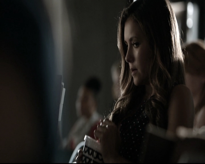 VampireDiariesWorld-dot-nl_6x01IllRemember0524.jpg