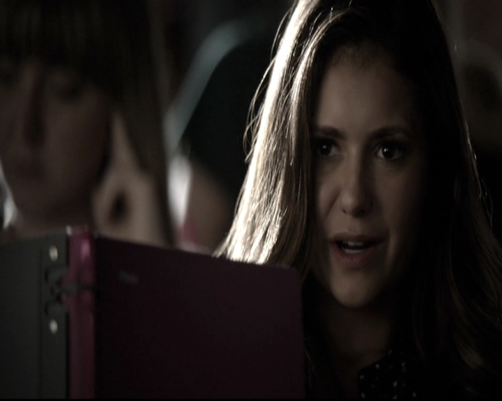 VampireDiariesWorld-dot-nl_6x01IllRemember0525.jpg