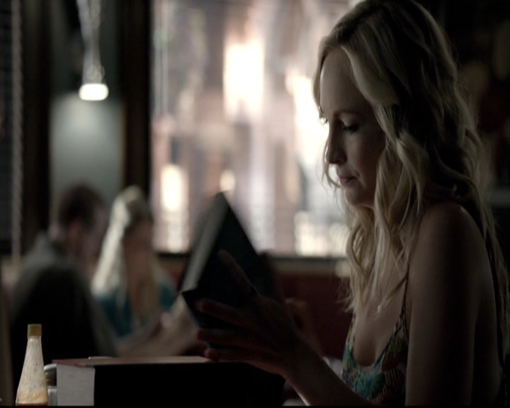 VampireDiariesWorld-dot-nl_6x01IllRemember0660.jpg