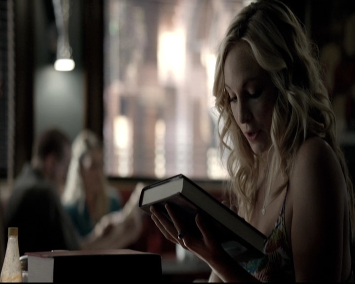 VampireDiariesWorld-dot-nl_6x01IllRemember0661.jpg